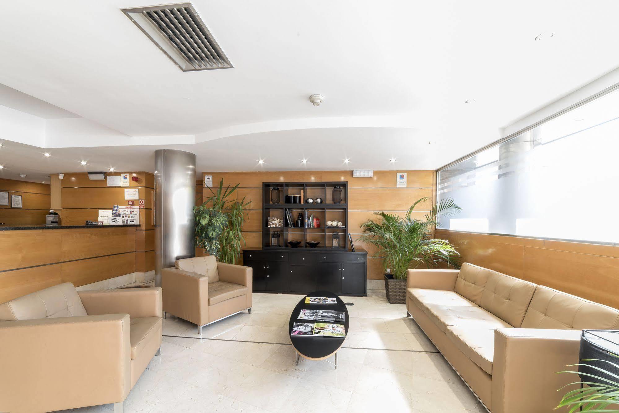Infanta Mercedes Madrid Exterior photo